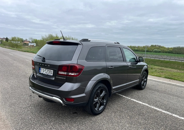 Dodge Journey cena 68000 przebieg: 147500, rok produkcji 2018 z Białystok małe 56